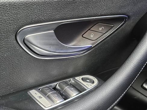Used 2022 Mercedes-Benz E 350 4MATIC Sedan image 28
