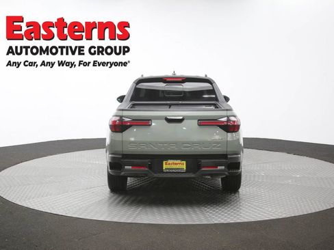 Used 2022 Hyundai Santa Cruz Limited image 31
