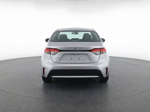 Used 2025 Toyota Corolla LE FWD image 7