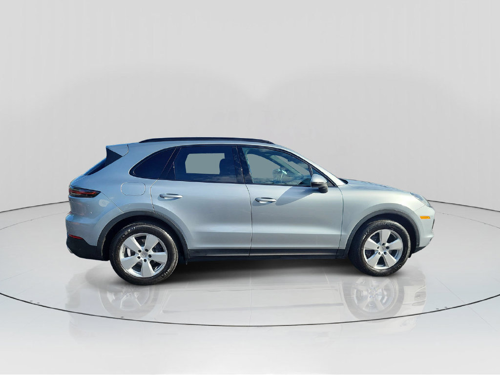 Used 2021 Porsche Cayenne AWD/4WD image 8