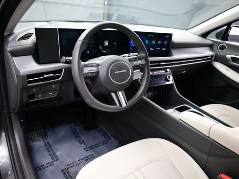 Certified 2026 Hyundai Sonata SEL FWD image 12