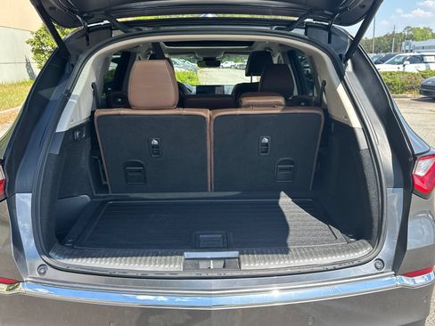 Used 2023 Acura MDX w/ Advance Package AWD/4WD image 18
