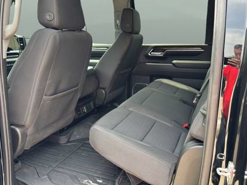 Used 2024 GMC Sierra 3500 SLE w/ SLE Value Package AWD/4WD image 19