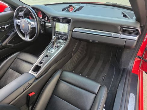 Used 2014 Porsche 911 Carrera S RWD image 25