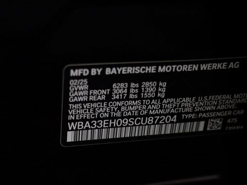 Certified 2025 BMW 740i xDrive w/ Premium Package image 25