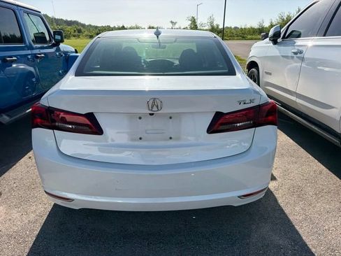 Used 2016 Acura TLX w/ Technology Package FWD image 10