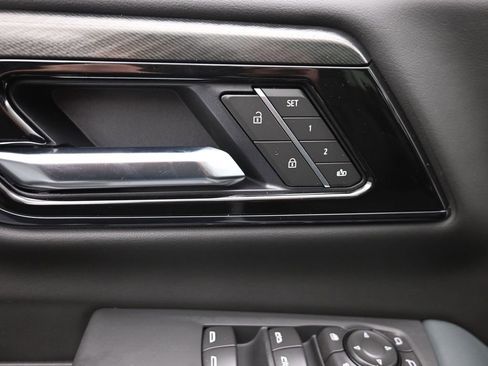 New 2026 GMC Yukon XL AT4 w/ AT4 Premium Plus Package image 19