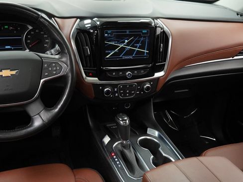 Used 2019 Chevrolet Traverse High Country w/ LPO, Floor Liner Package AWD/4WD image 16