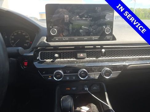 Used 2023 Honda Civic EX image 6