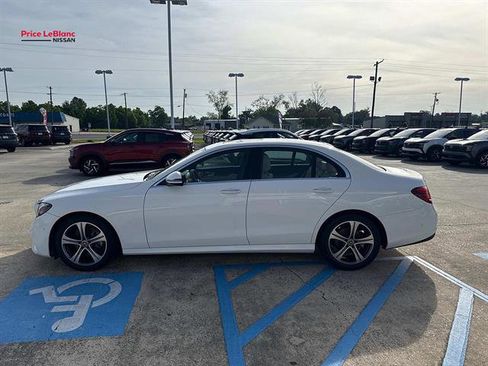 Used 2018 Mercedes-Benz E 300 image 5