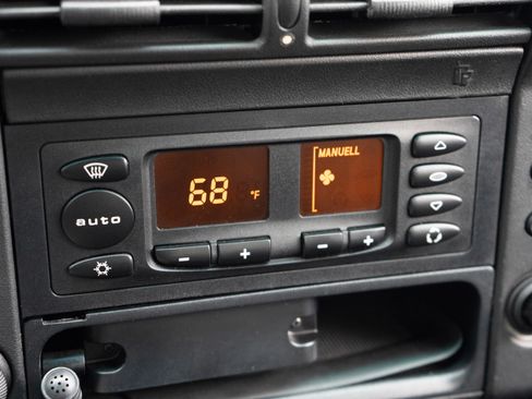 Used 2004 Porsche 911 GT3 image 23