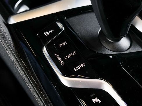 Used 2023 BMW M550i xDrive M550i xDrive w/ Executive Package image 18