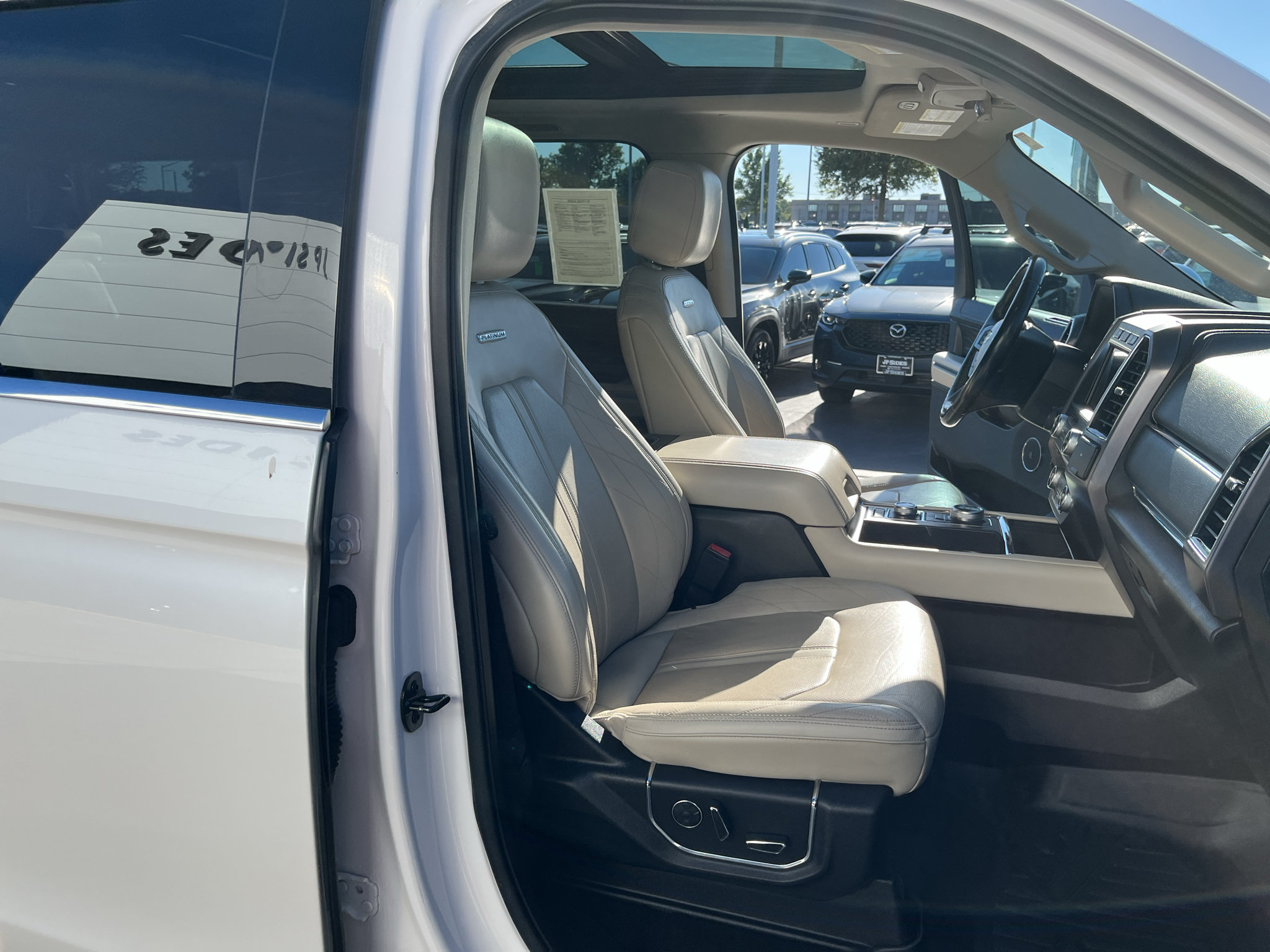 Used 2018 Ford Expedition Max Platinum AWD/4WD image 51