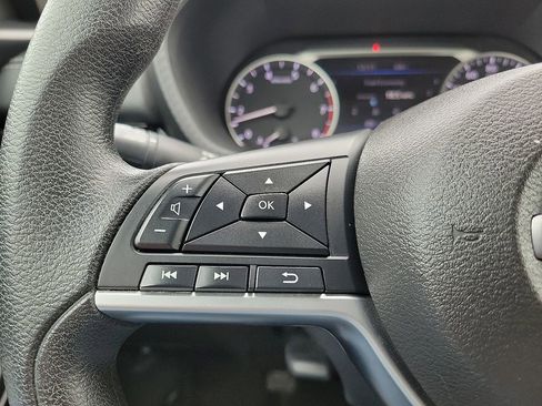 Used 2024 Nissan Sentra SV image 19