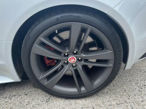 Used 2017 Jaguar F-TYPE S British Design Edition RWD image 19