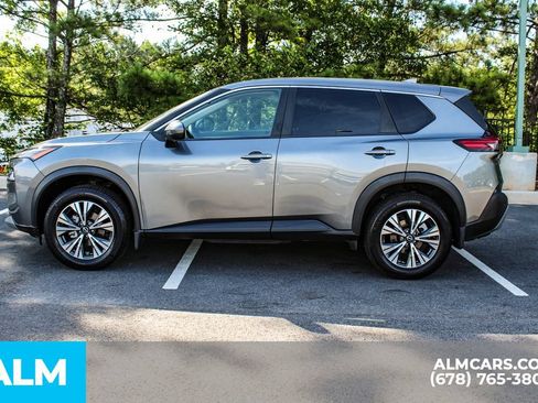 Used 2022 Nissan Rogue SV FWD image 6