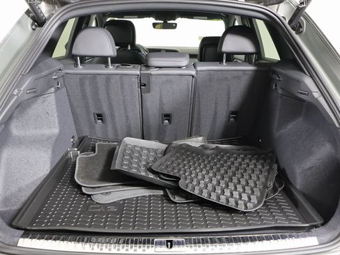 Used 2025 Audi Q3 2.0T Premium Plus w/ Premium Plus Package image 16