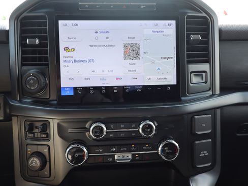 Used 2024 Ford F150 XLT w/ Equipment Group 302A MID image 18