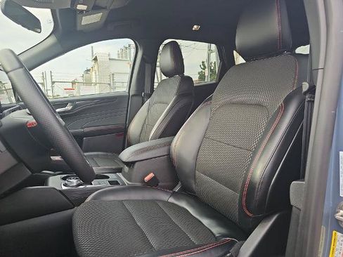Certified 2024 Ford Escape ST-Line w/ Tech Pack #1 FWD image 15