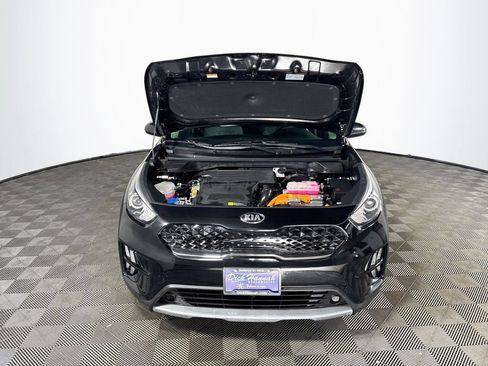 Used 2020 Kia Niro LXS FWD image 22