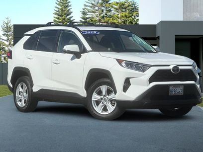 Used 2019 Toyota RAV4 XLE w/ Convenience Package