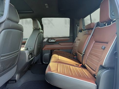 New 2026 GMC Sierra 2500 Denali Ultimate AWD/4WD image 33