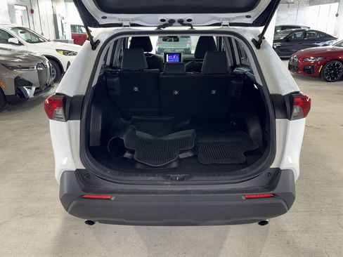 Used 2024 Toyota RAV4 LE AWD/4WD image 13