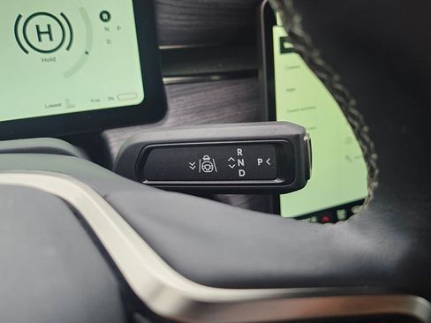 Used 2022 Rivian R1T Launch Edition image 39