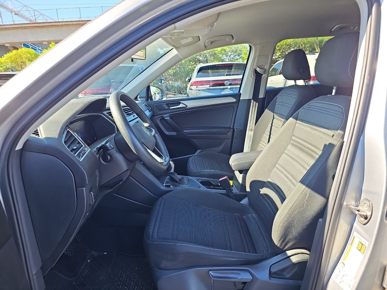 Used 2022 Volkswagen Tiguan S FWD image 16