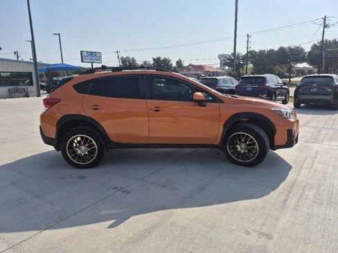 Used 2018 Subaru Crosstrek 2.0i Premium AWD/4WD image 5