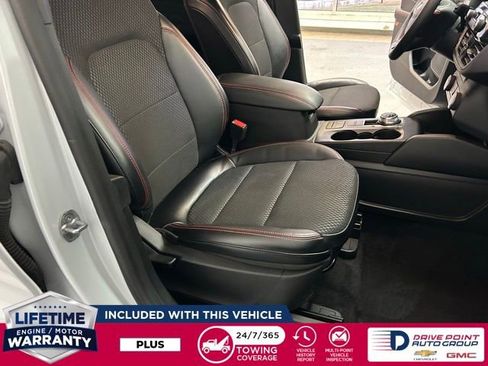 Used 2025 Ford Escape ST-Line image 23