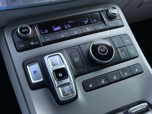 Used 2021 Hyundai Palisade Limited FWD image 31
