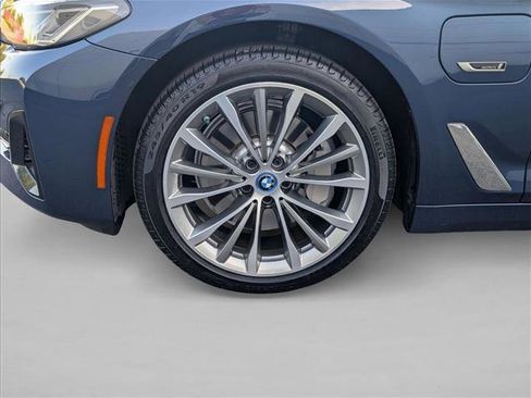 Certified 2023 BMW 530e RWD image 23