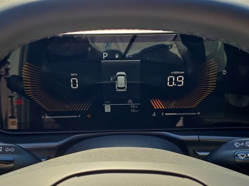New 2026 Kia Sportage EX FWD image 33