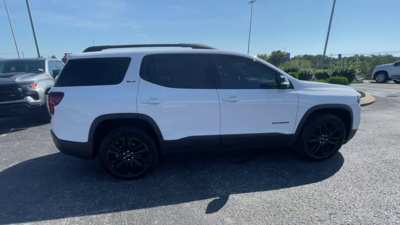 Used 2023 GMC Acadia SLT w/ Elevation Edition AWD/4WD image 2