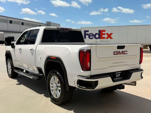 Used 2022 GMC Sierra 2500 Denali AWD/4WD image 12