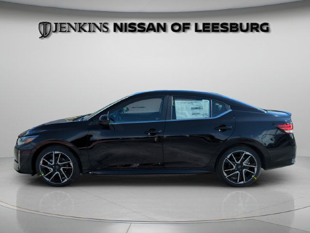 Certified 2025 Nissan Sentra SR w/ SR Premium Package FWD image 7