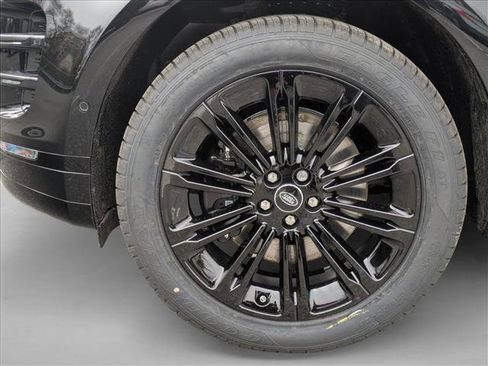 New 2026 Land Rover Range Rover Evoque Dynamic SE image 10