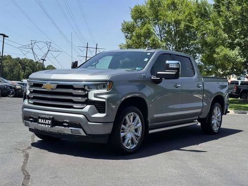 Used 2024 Chevrolet Silverado 1500 High Country w/ High Country Premium Package AWD/4WD image 27