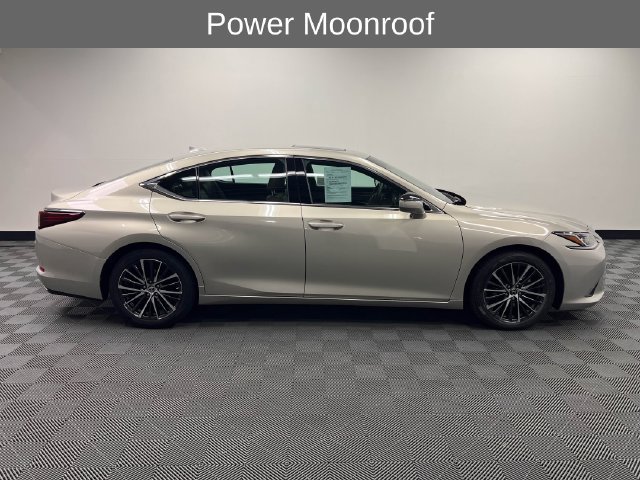 Certified 2024 Lexus ES 350 w/ Premium Package FWD image 4