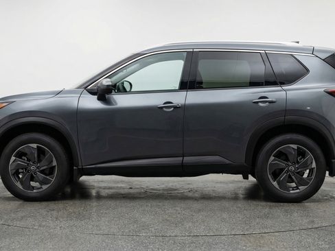 Used 2025 Nissan Rogue SV FWD image 5