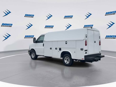 New 2025 GMC Savana 3500 w/ Power Convenience Package image 6