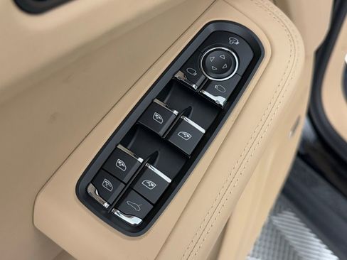 New 2026 Porsche Macan Turbo image 26