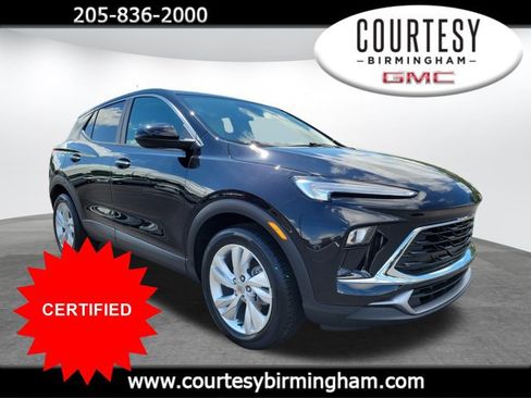 Used 2024 Buick Encore GX Preferred w/ Comfort Package FWD image 1
