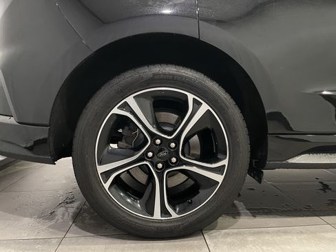 Used 2023 Ford Edge ST AWD/4WD image 9
