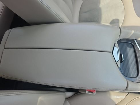 Used 2019 Buick Envision Preferred AWD/4WD image 38