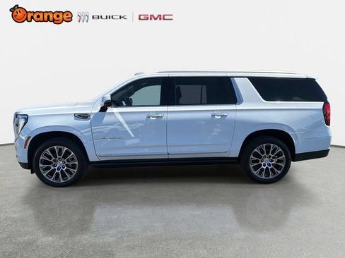 New 2026 GMC Yukon XL Denali w/ Denali Reserve Package AWD/4WD image 6