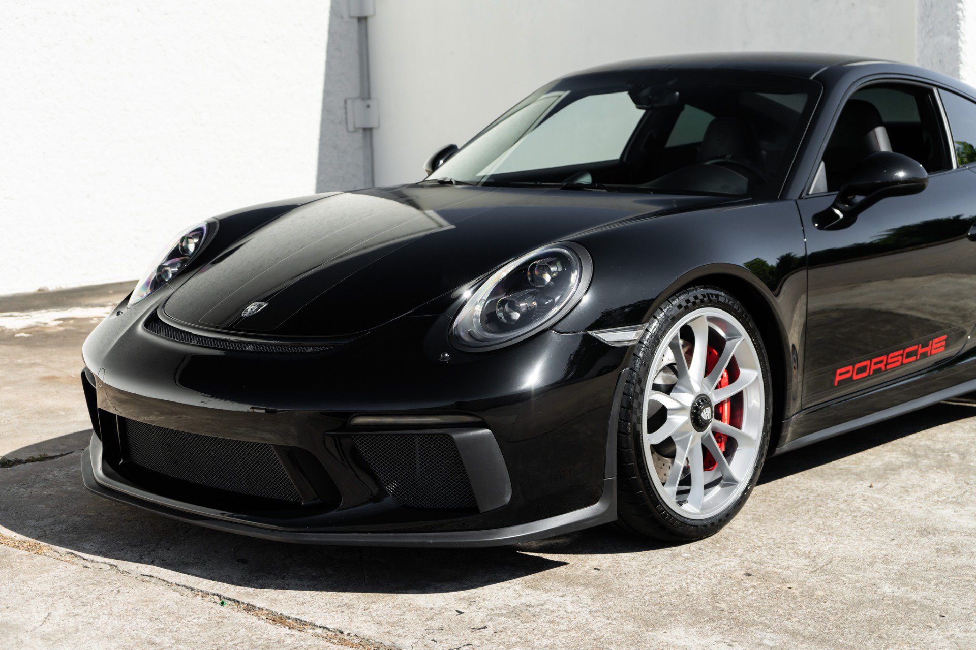 Used 2018 Porsche 911 GT3 RWD image 15