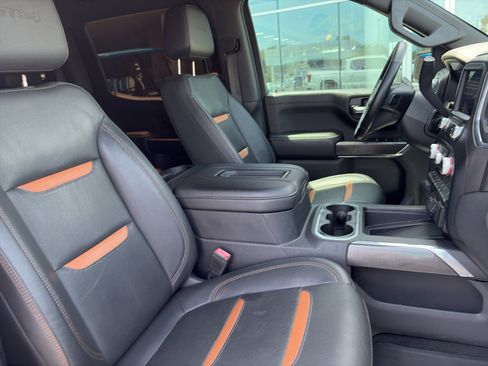 Used 2020 GMC Sierra 1500 AT4 w/ AT4 Premium Package AWD/4WD image 13