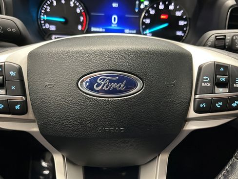 Used 2023 Ford Explorer XLT w/ Equipment Group 202A AWD/4WD image 15